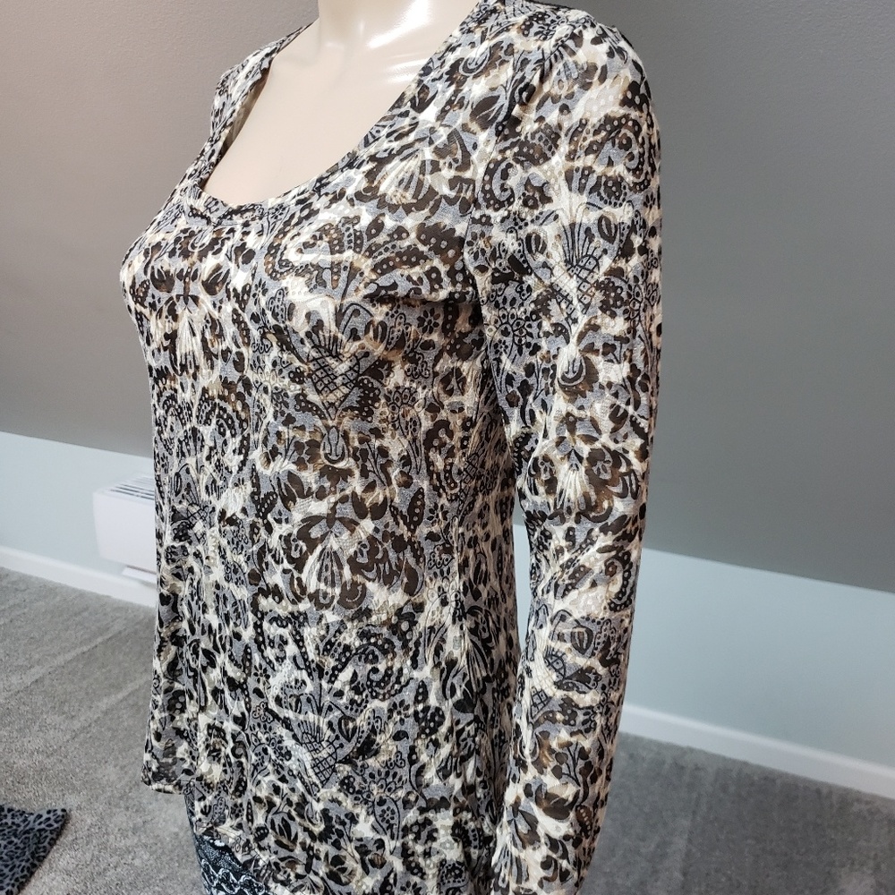 Cache Blouse - Picture 2 of 5